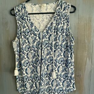 LUCKY BRAND SLEEVELESS TIE NECK BLUE AND WHITE TOP BLOUSE SZ L EUC